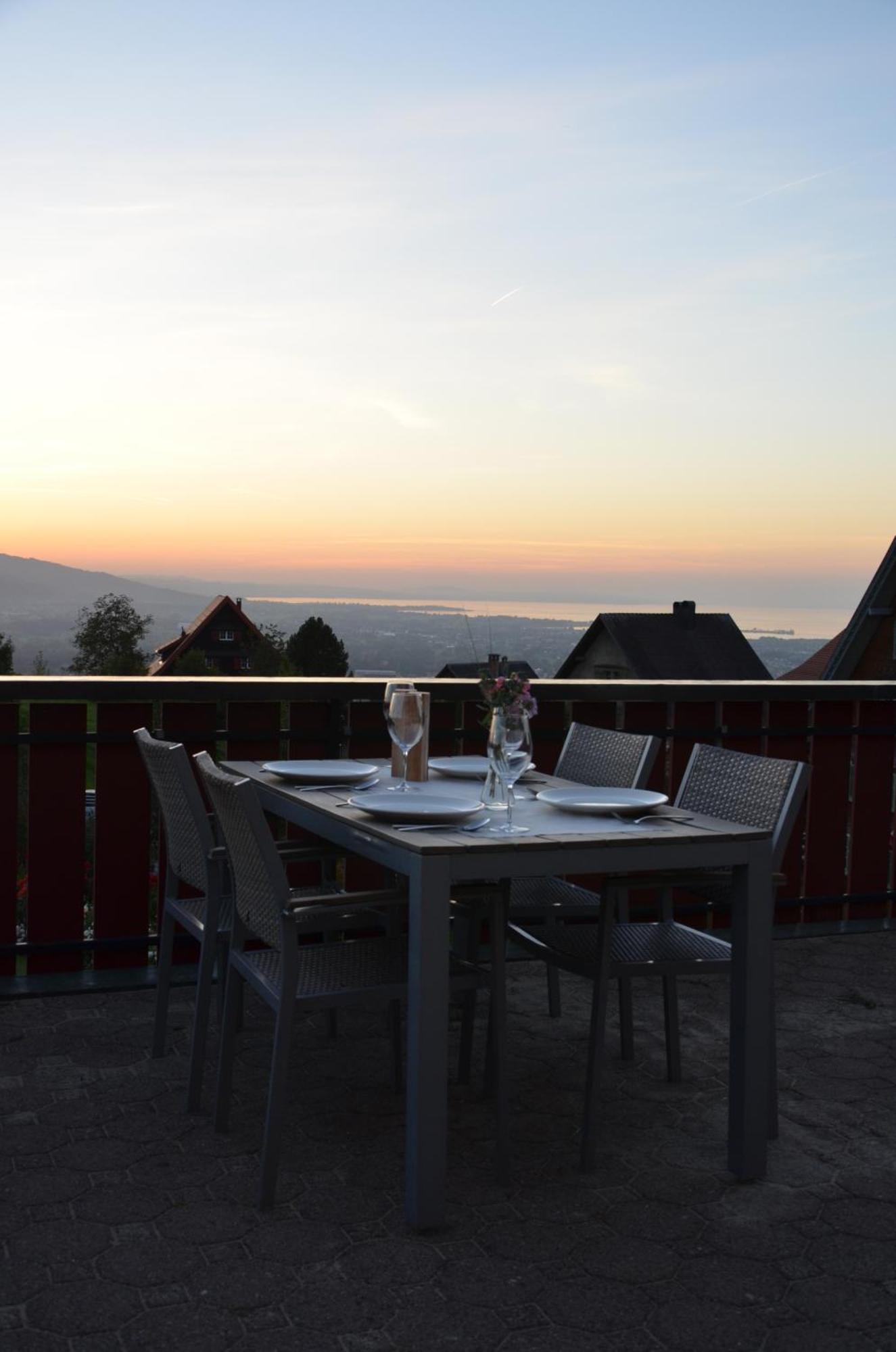 Gasthof Kreuz Bildstein ภายนอก รูปภาพ