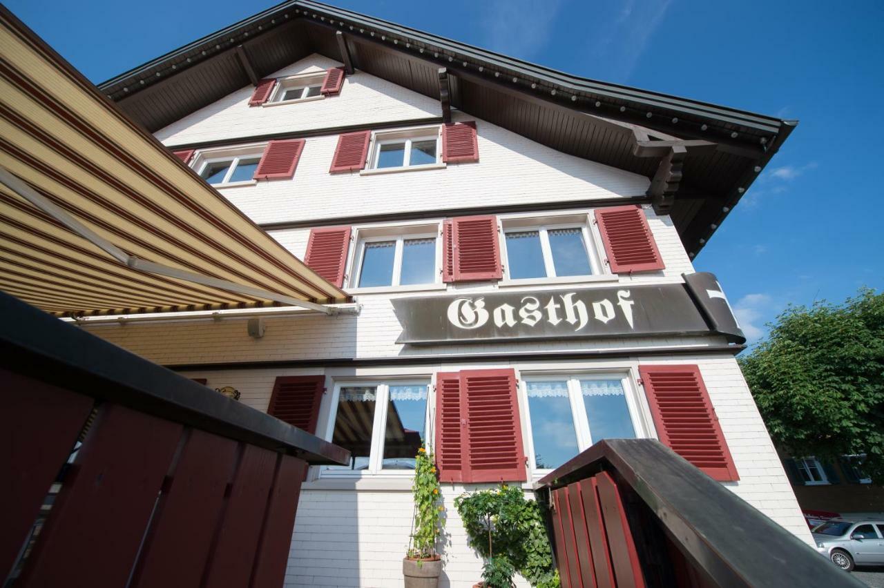 Gasthof Kreuz Bildstein ภายนอก รูปภาพ