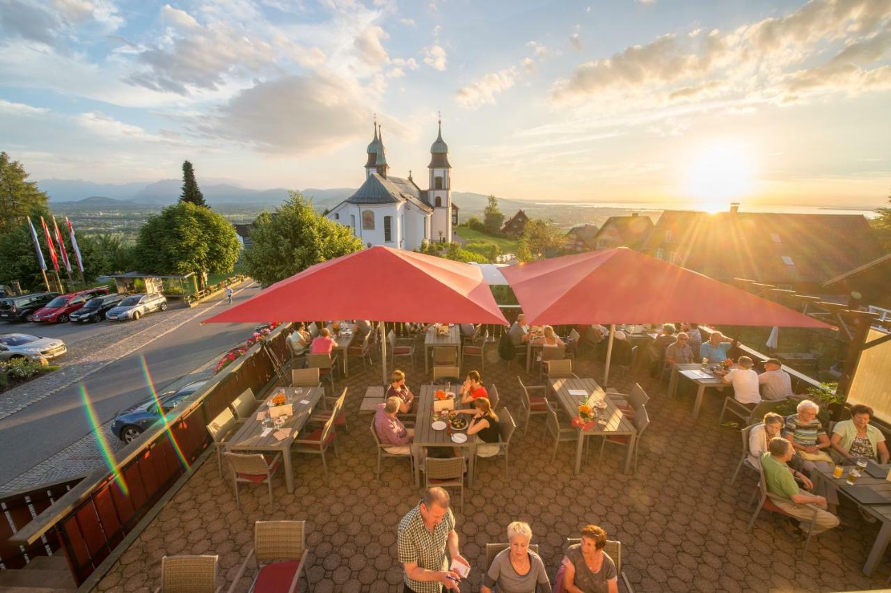 Gasthof Kreuz Bildstein ภายนอก รูปภาพ