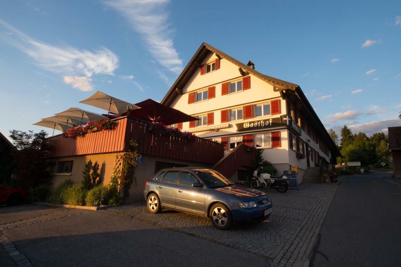 Gasthof Kreuz Bildstein ภายนอก รูปภาพ