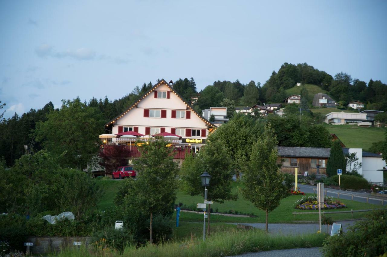 Gasthof Kreuz Bildstein ภายนอก รูปภาพ